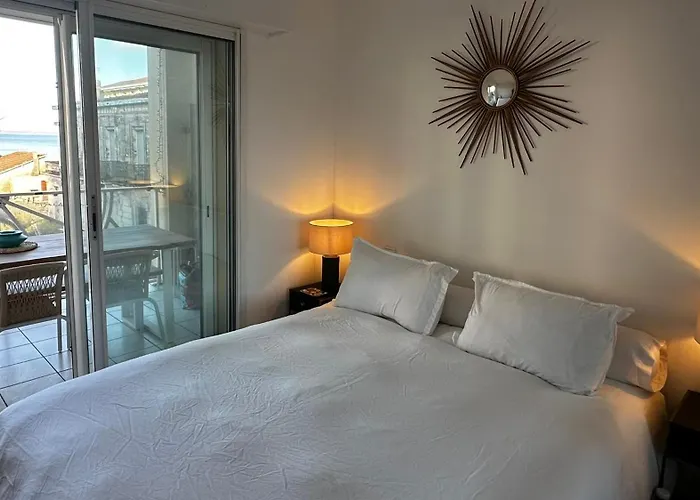 Lägenhet Superbe Avec Vue Centre, Se Fait A Pied Ou En Velo *