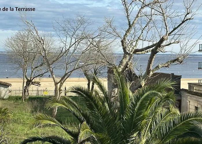 Superbe Avec Vue Centre, Se Fait A Pied Ou En Velo *